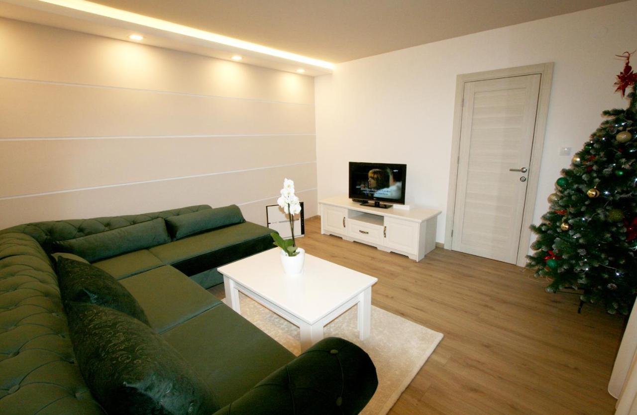 Apartment Jasmine 2 Belgrado Esterno foto