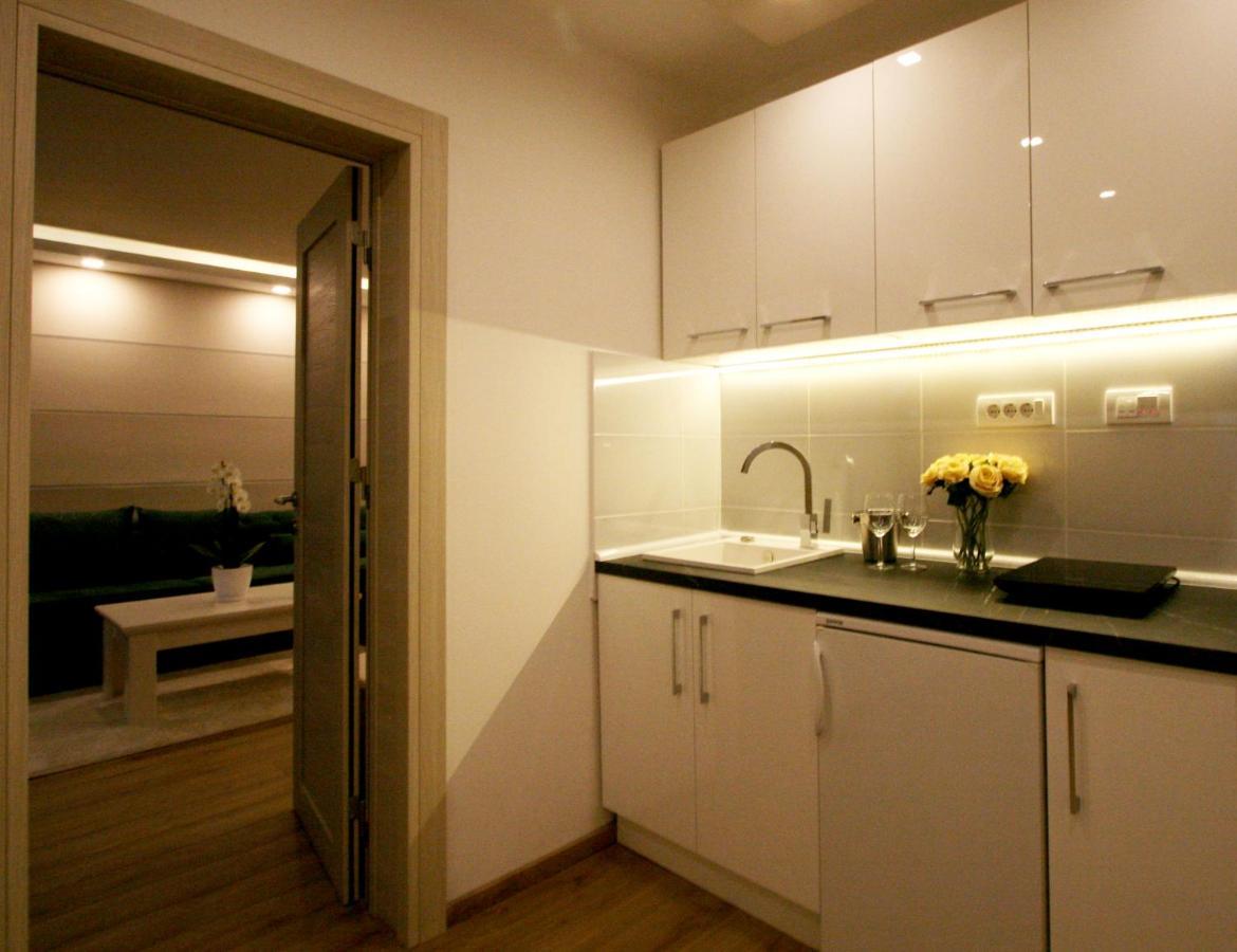 Apartment Jasmine 2 Belgrado Esterno foto