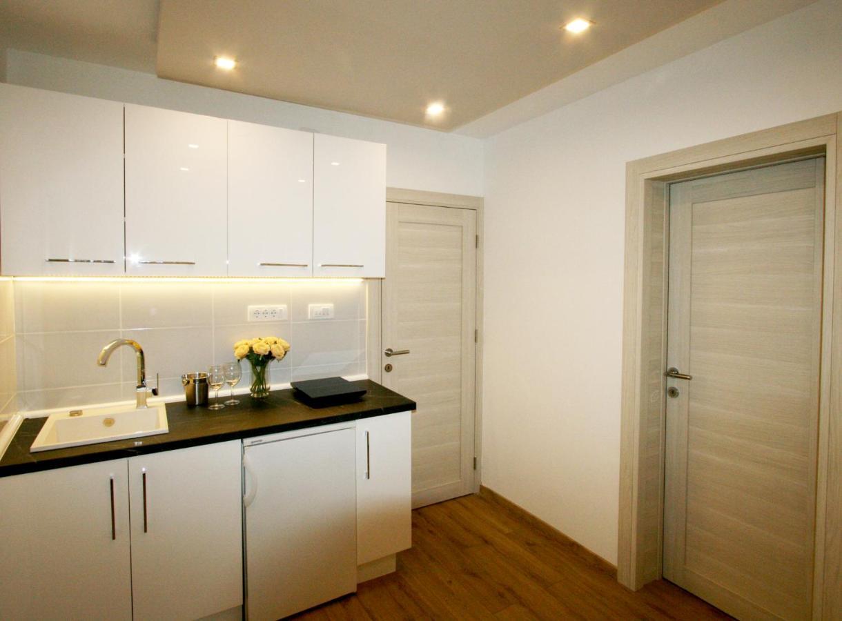 Apartment Jasmine 2 Belgrado Esterno foto